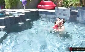 Twisted Visual Anal Fucking With Dana Vespol By The Pool