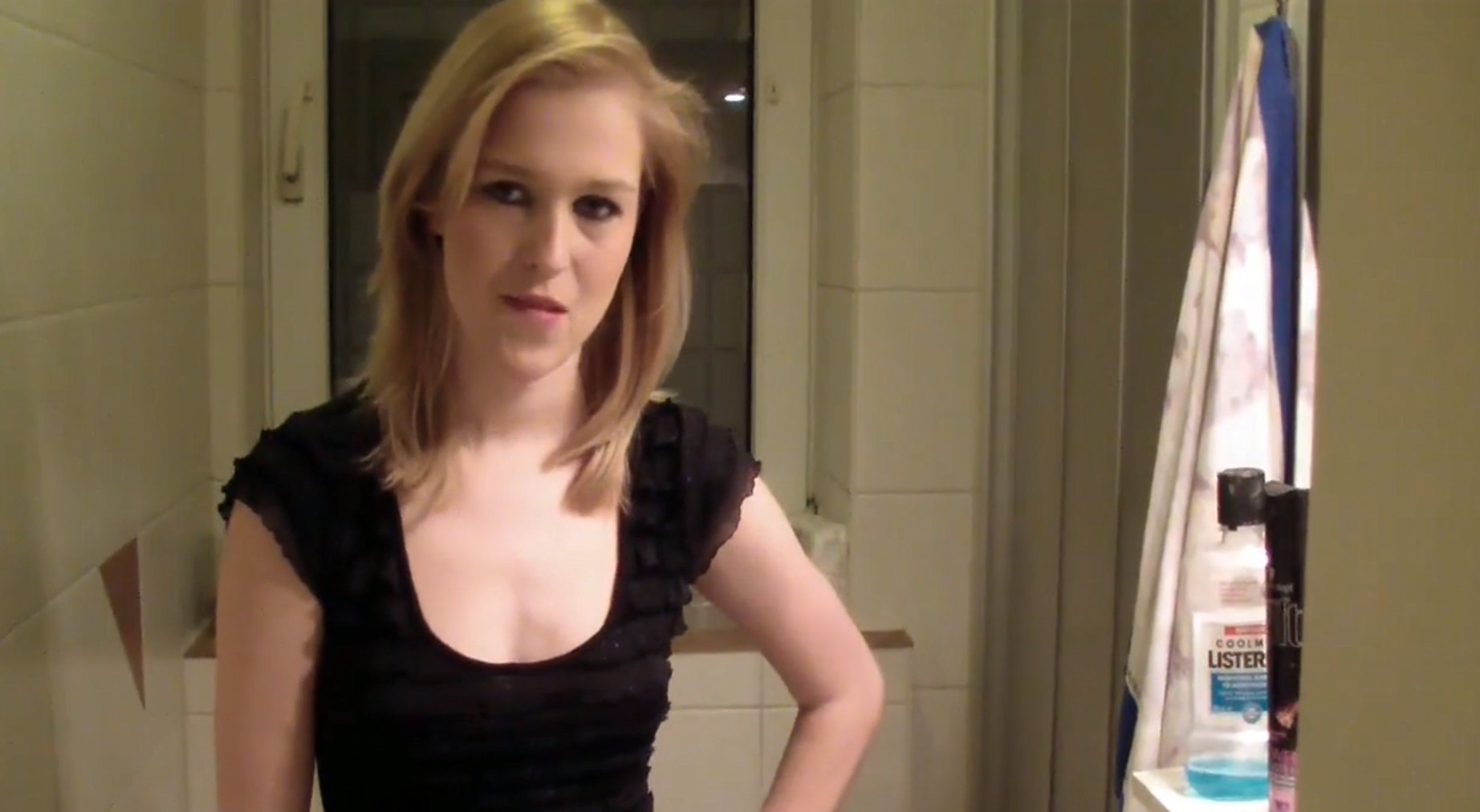 Perferct Amateur Sex In Bathroom