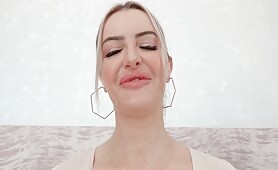 Strokies MILF Linzee Ryder Makes Cock Roar In POV Handjob