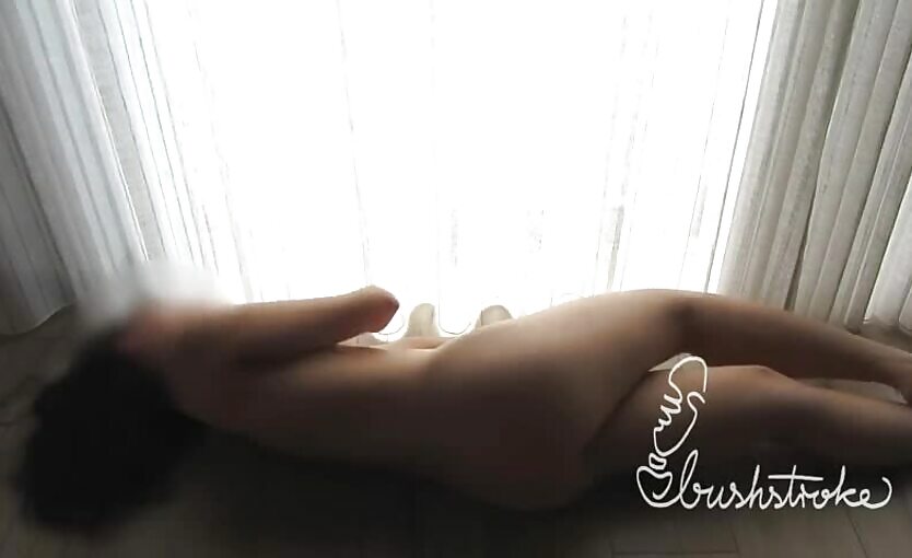 Bushstroke Crossed Legs Masturbation On The Floor At Home
