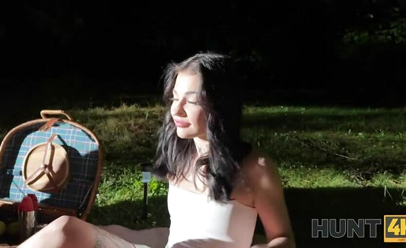 Chloe Heart Hunt 4K The Unfaithful Girl By The Fire