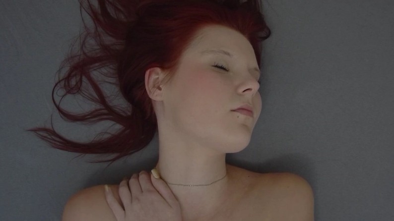 Czech Orgasm Teen Czech Redhead Is Fingering Her Shaved Cunt
