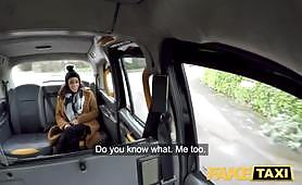 Fake Taxi Ebony Milf Alyssa Divine Enjoys Great Fuck With Taxi Driver