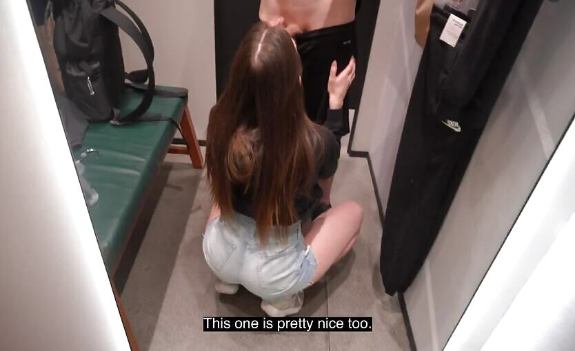 Amateur Quickie In Dressing Room