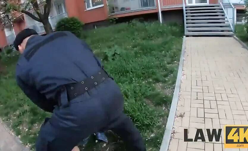 LAW4k Security Officer Caught Innocent Teen Woman And Penetrated Her In Cell