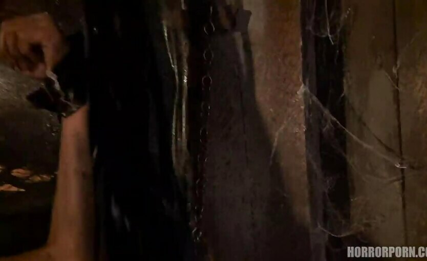 Horror Porn 10 Pinhead