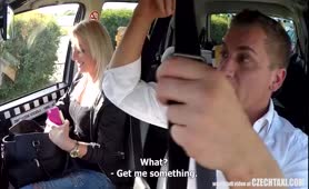 Czech Taxi Sexy Blonde Amateur Enjyos Great Fuck In Car