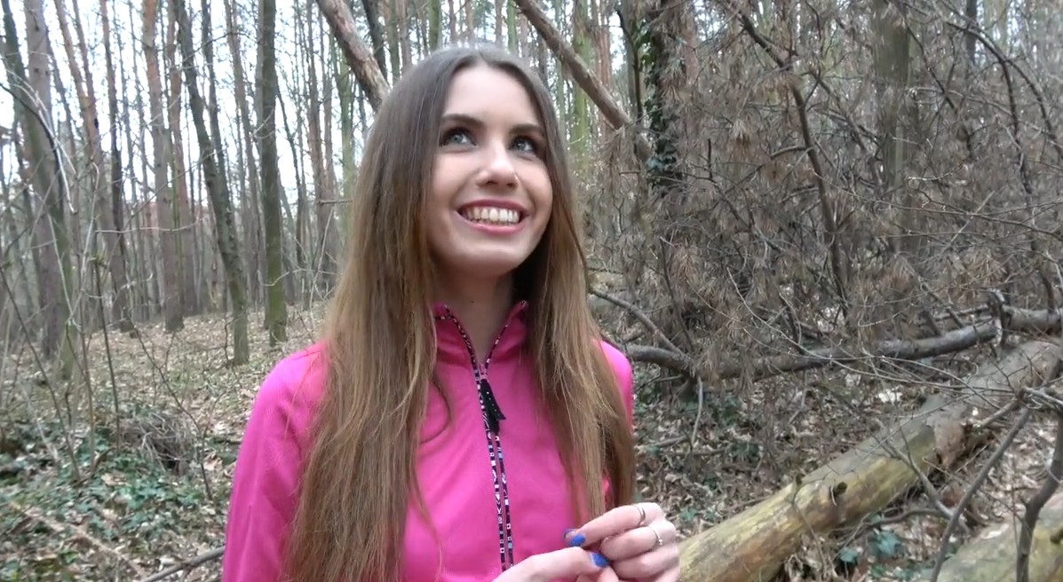 Public Agent So Sexy Long Haired Brunette Has Public Sex