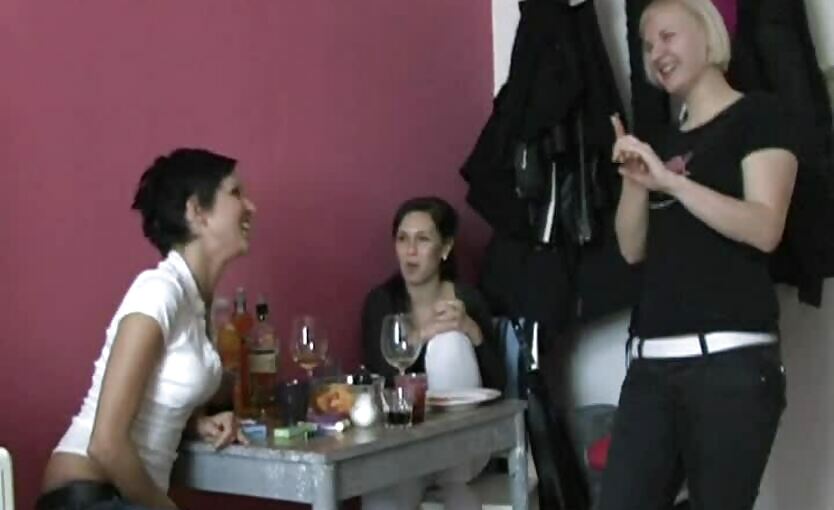 Czech Girls Drink Alcohol In The Apartment And Are Horny!