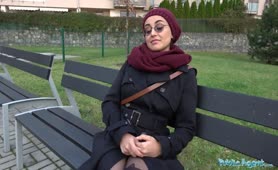 Public Agent Afghan Amateur Beauty Fucked For Money
