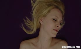 Czech Orgasm Blonde Czech Milf Got Huge Orgasm