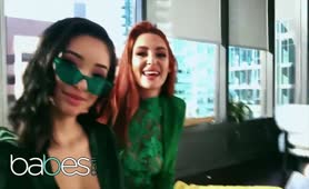 Babes Scarlett Bloom And Lacy Lennon Show Us Hot Lesbian Show