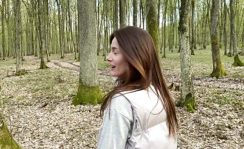 Fucking In Forest With Pretty Hot Amateur