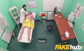 Fake Hospital Czech Sexy Masseuse Takes Care Of His Whole Body